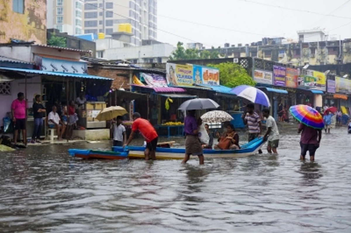 चेन्नई, आसपास के जिलों में भारी बारिश, स्कूल और कॉलेज बंद