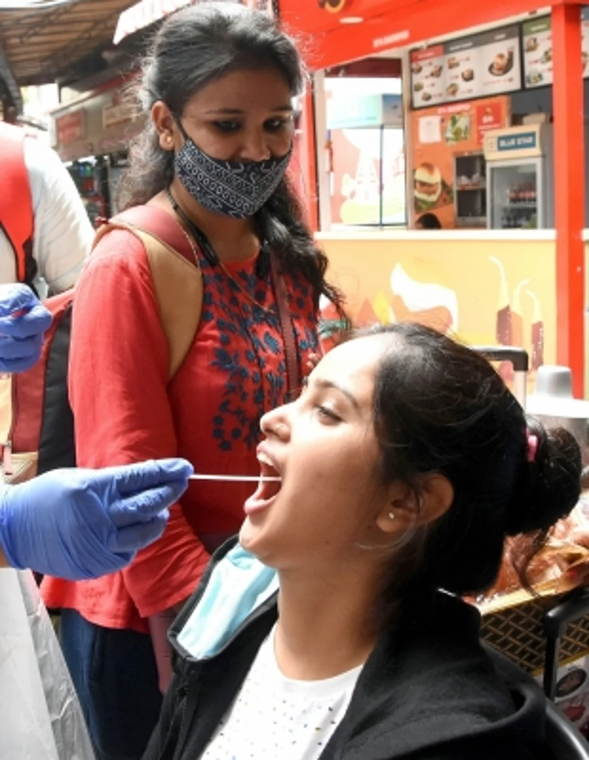 कर्नाटक मेडिकल कॉलेज में कोविड के मामले बढ़कर 66 तक पहुंचे
