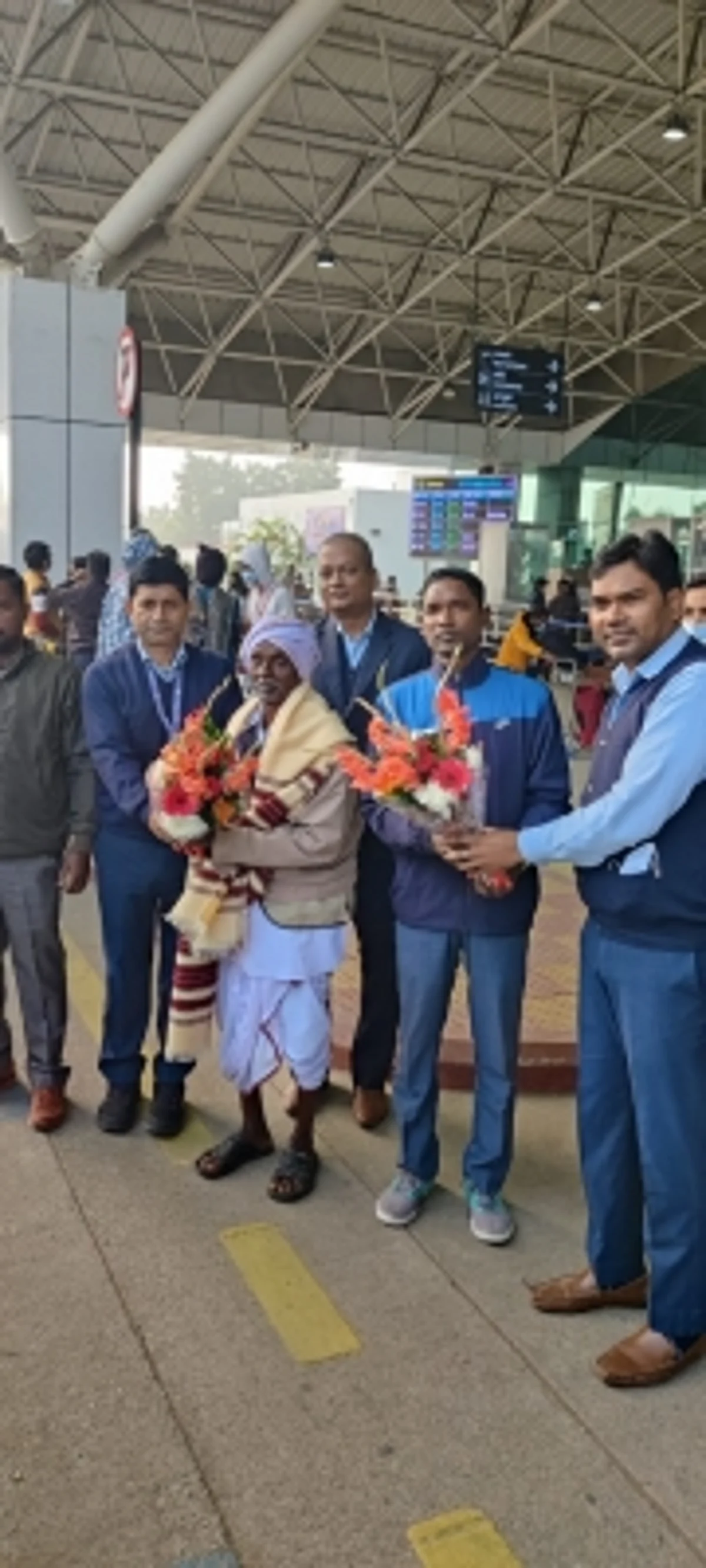 बिरसा मुंडा के पोते सुखराम मुंडा बने भारत सरकार के मेहमान,दिल्ली में आदि महोत्सव का करेंगे उद्घाटन