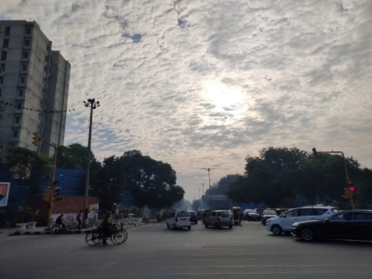 दिल्ली में न्यूनतम तापमान 9 डिग्री तक गिरने की संभावना: मौसम विभाग