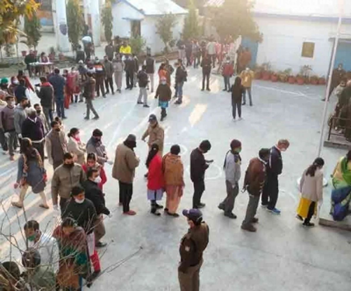 बिहार विधान परिषद की 24 सीटों के लिए मतदान संपन्न, 98 फीसदी वोटिंग