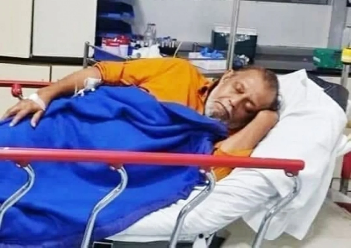 इंटरनेट पर अस्पताल की तस्वीरें सामने आने के बाद मिथुन चक्रवर्ती पूरी तरह ठीक हो गए