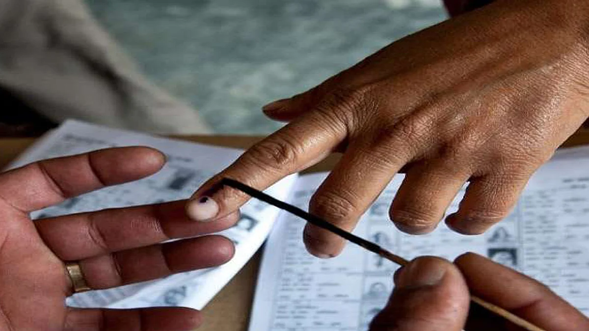 भोपाल : कोरोना संकटकाल के बावजूद मतदाताओं ने बढ़-चढ़कर किया मतदान