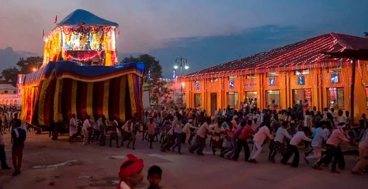 दंतेश्वरी देवी की रथ यात्रा