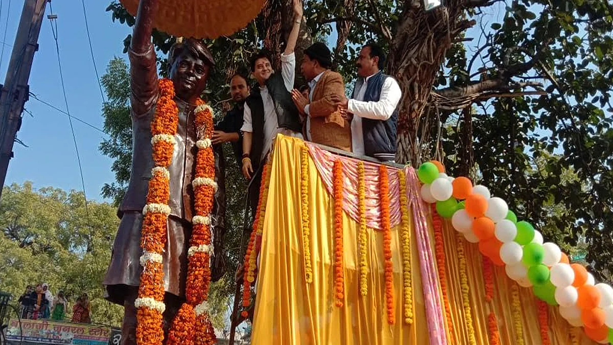 कांग्रेस महासचिव सिंधिया का मुंगावली में भव्य स्वागत
