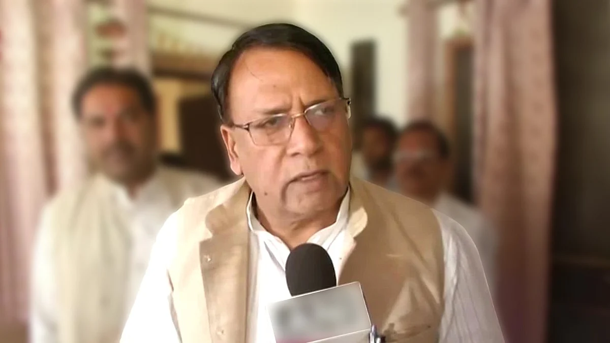 भोपाल: हम चुनाव सत्ता से लड़े हैं BJP से नहीं, पूर्व मंत्री PC शर्मा का बयान