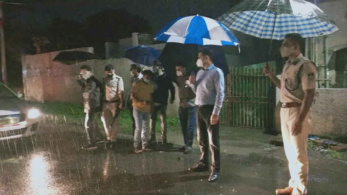 भोपाल : कलेक्टर और डीआईजी ने किया शहर के जलभराव वाले क्षेत्रों का भ्रमण