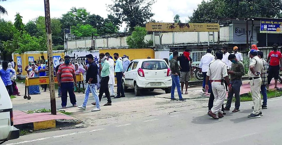 कोरोना संक्रमित शव के अंतिम संस्कार का विवाद