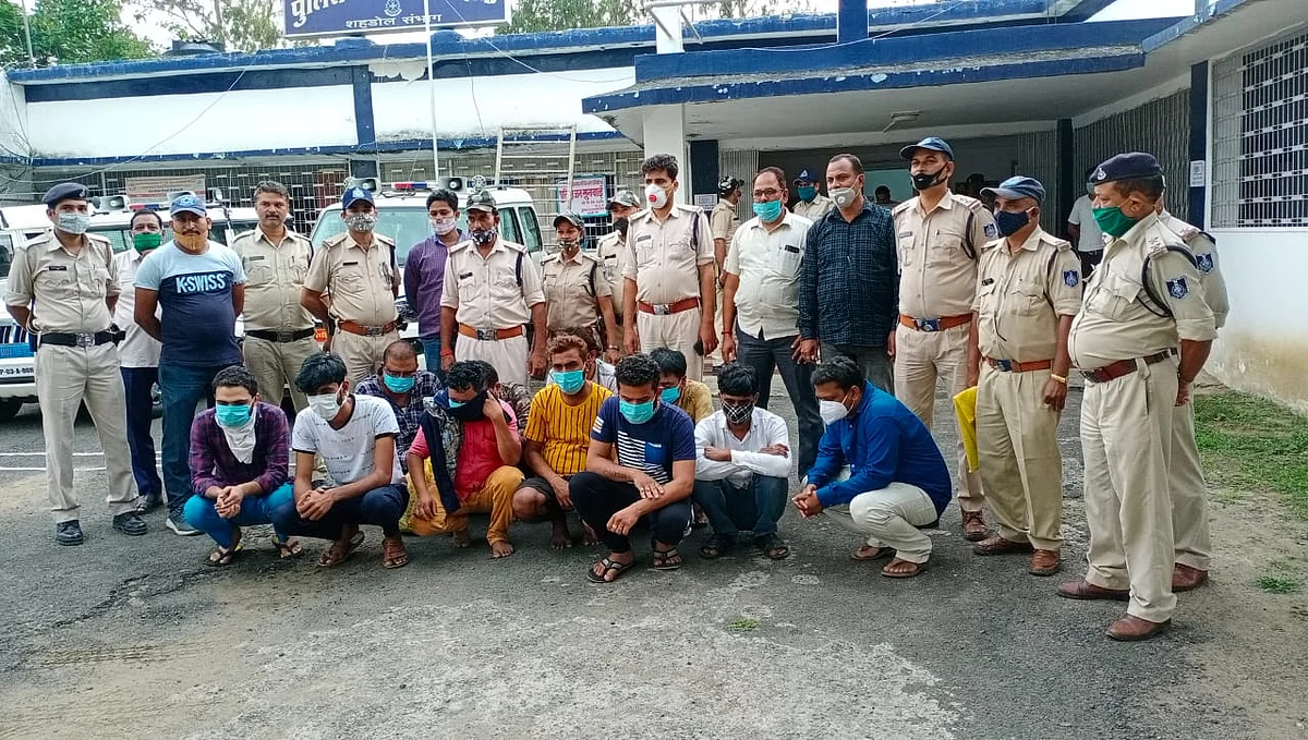 पुलिस कि गिरफ्त में सट्टोरिये