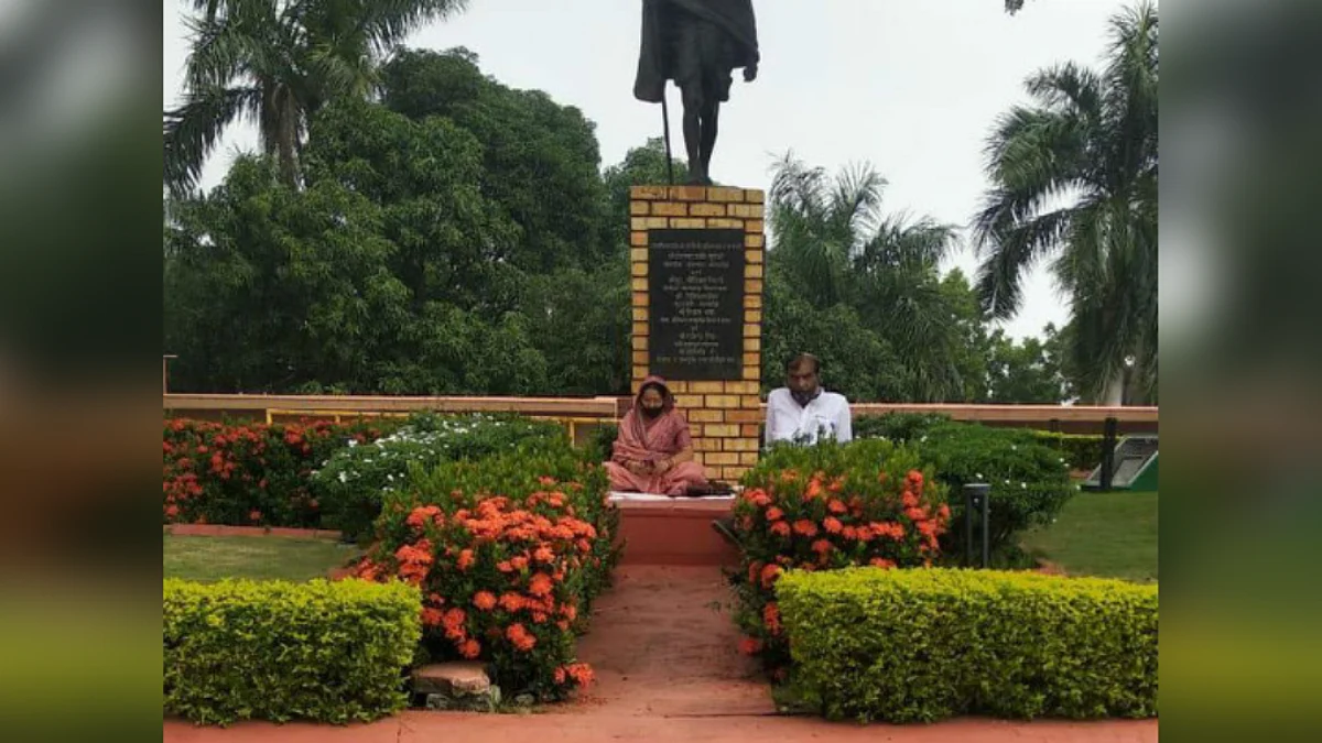 सत्र शुरू होने से पहले महिला विधायक का धरना, ASP को हटाने की मांग पर अड़ी