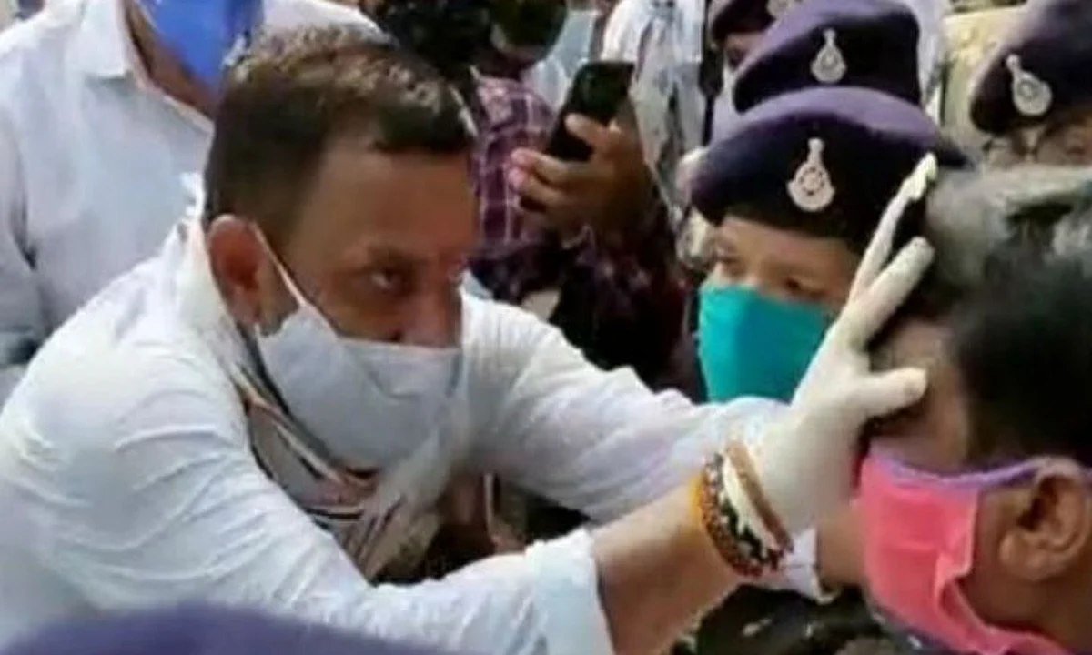 SDM को कालिख पोतने के विरोध में काम बंद, 60 हजार अधिकारी-कर्मचारी हड़ताल पर