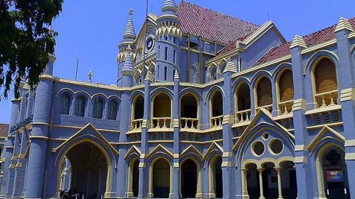 निजी स्कूलों में फीस वसूली के मामले पर HC का आदेश, जारी होगा विस्तृत आदेश