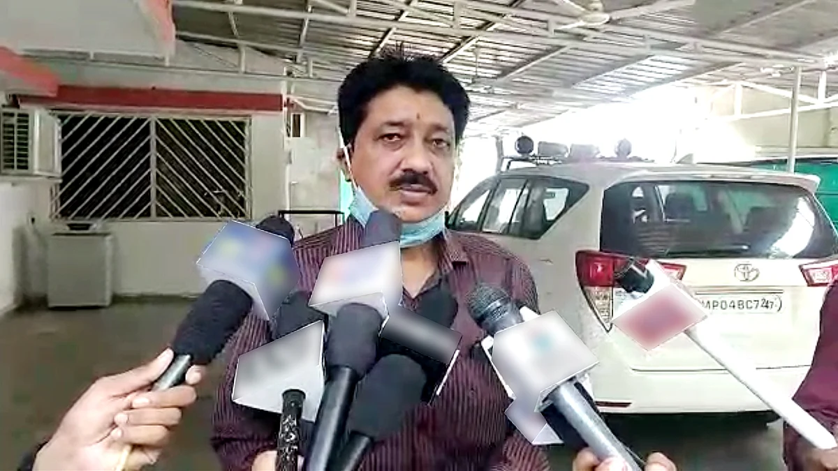 25 बीजेपी विधायकों के खिलाफ कांग्रेस ने लगाई HC में याचिका, की ये बड़ी मांग