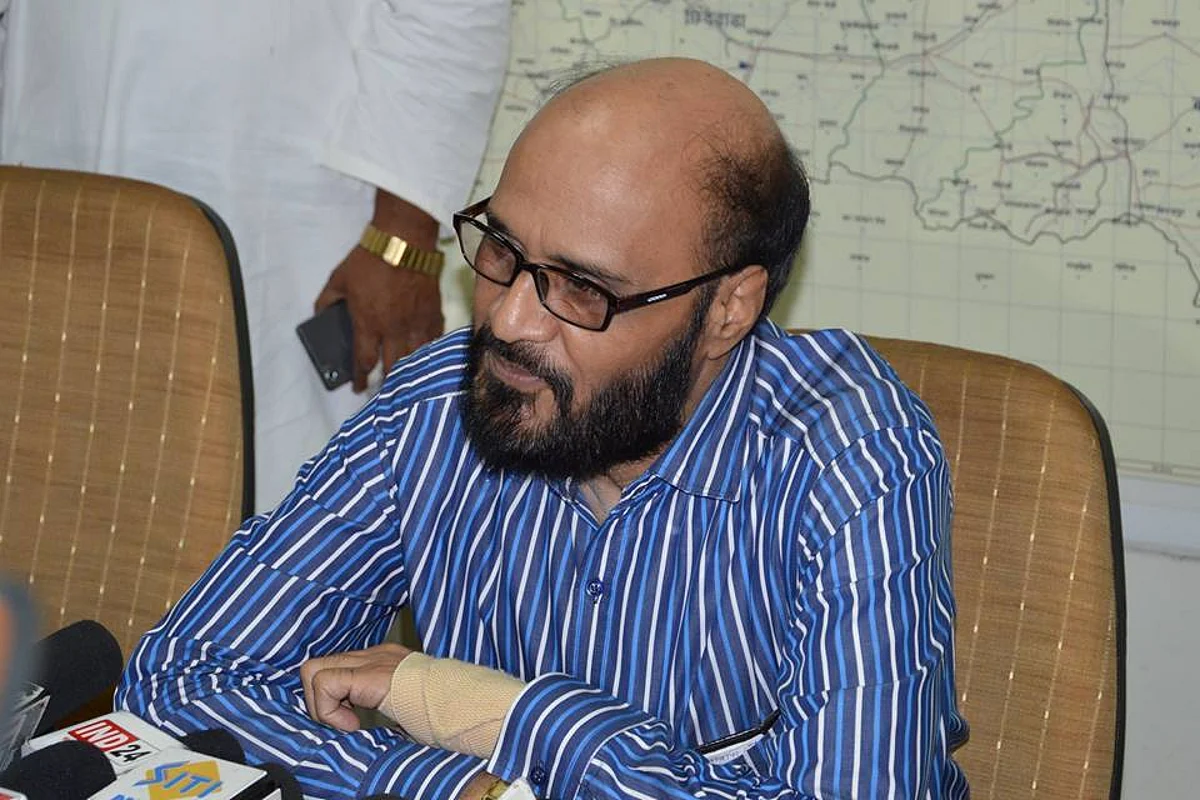 सरकार गिराने की स्वीकारोक्ति के बाद किया जाए नार्को टेस्ट