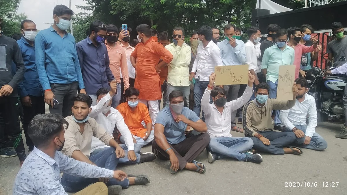सिंगरौली : बेटे की मृत्यु से नाराज परिजनों ने डॉक्टर पर लगाये गंभीर आरोप