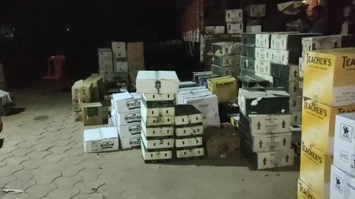 रायसेन SDOP की बड़ी कार्रवाई- 485 पेटी अवैध शराब के साथ 2 को किया गिरफ्तार