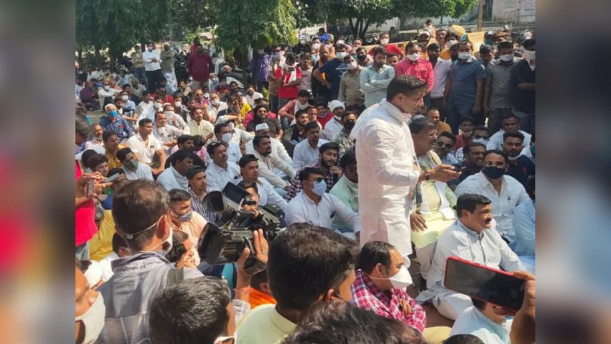धरना-प्रदर्शन करने केस में नेता पटवारी सहित 200 कांग्रेसियों पर FIR दर्ज