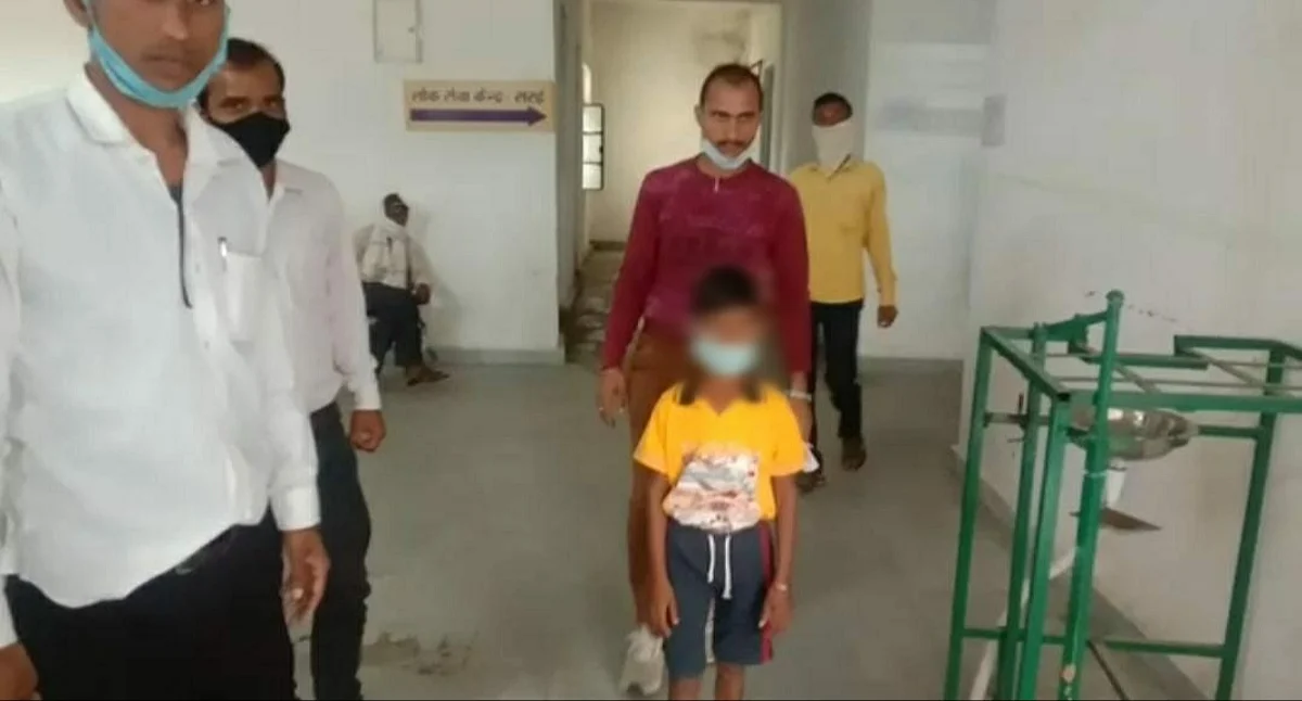 सिंगरौली : 9 साल के नाबालिग को सड़क अतिक्रमण के आरोप में जारी हुआ नोटिस