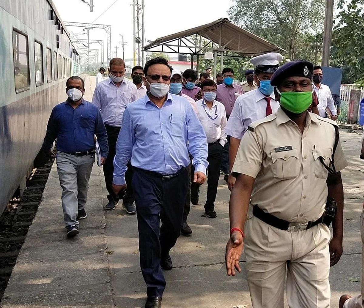 सोनभद्र : दोहरीकरण के बाद रेल पटरियों पर 100 किमी गति से दौड़ेंगी रेलगाड़ियाँ