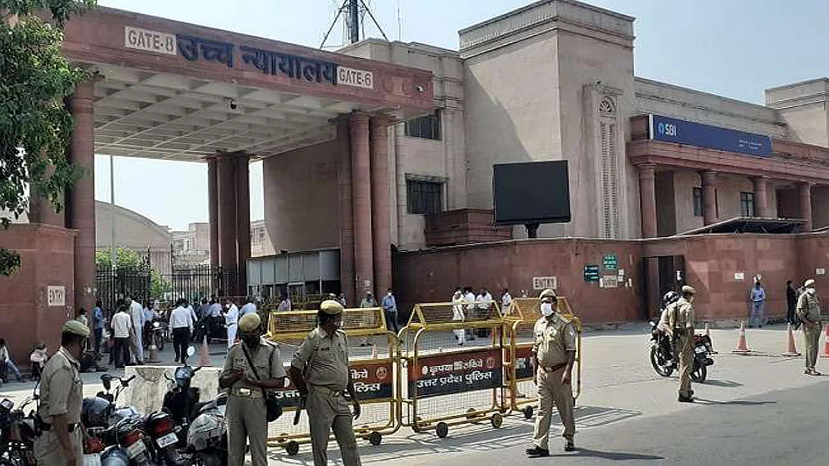 हाथरस मामले की सुनवाई अब 2 नवंबर को- आज हाई कोर्ट ने प्रशासन को लगाई फटकार