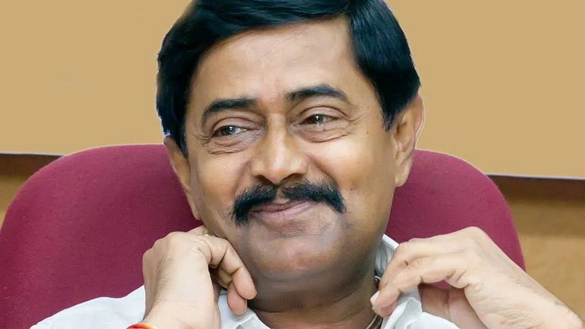 भोपाल : दीपक जोशी समर्थकों के साथ पहुंचे सीएम हाउस