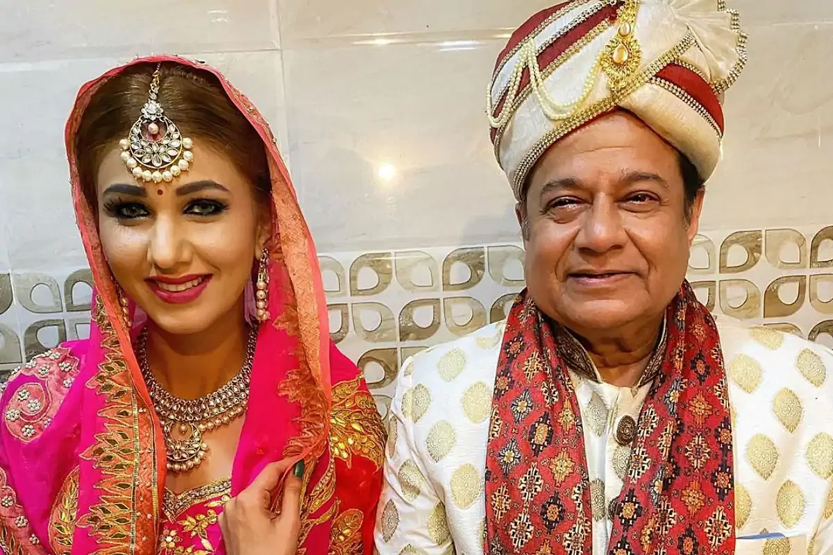 जसलीन मथारू संग शादी की तस्वीरों पर अनूप जलोटा ने तोड़ी चुप्पी, कही यह बात
