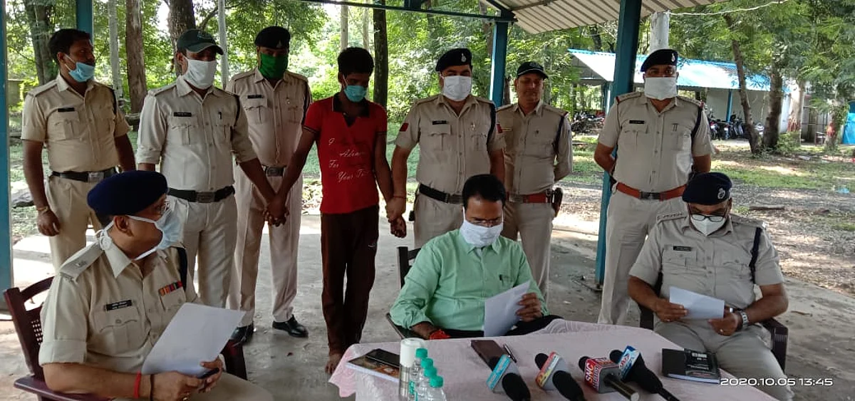 सिंगरौली : हत्या के आरोपी पति पत्नी को पुलिस ने किया गिरफ्तार