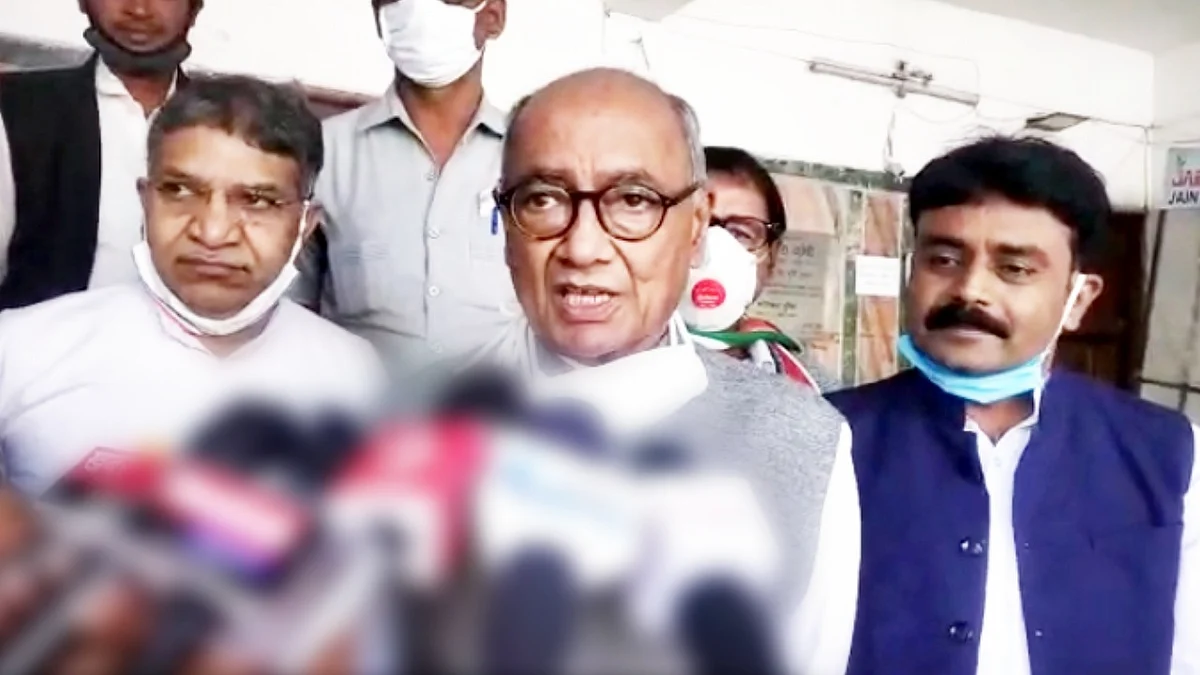 मीडिया के समक्ष पूर्व CM दिग्गी का बयान, कहा- विश्वास है कि जीतेगा लोकतंत्र