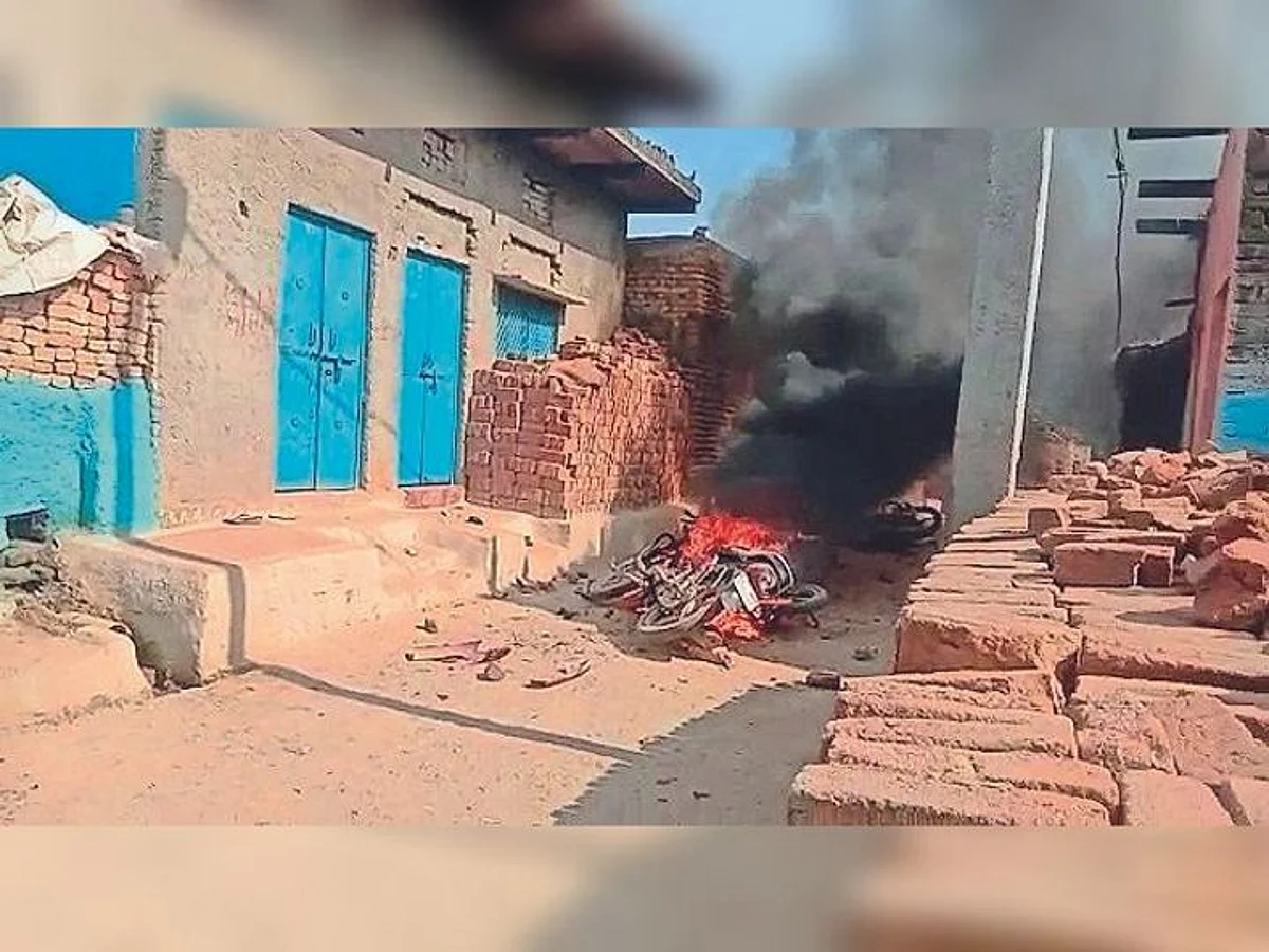 दबंगों ने दलित के परिवार पर ढाया कहर, बदसलूकी कर गांव में मचाया हुड़दंग