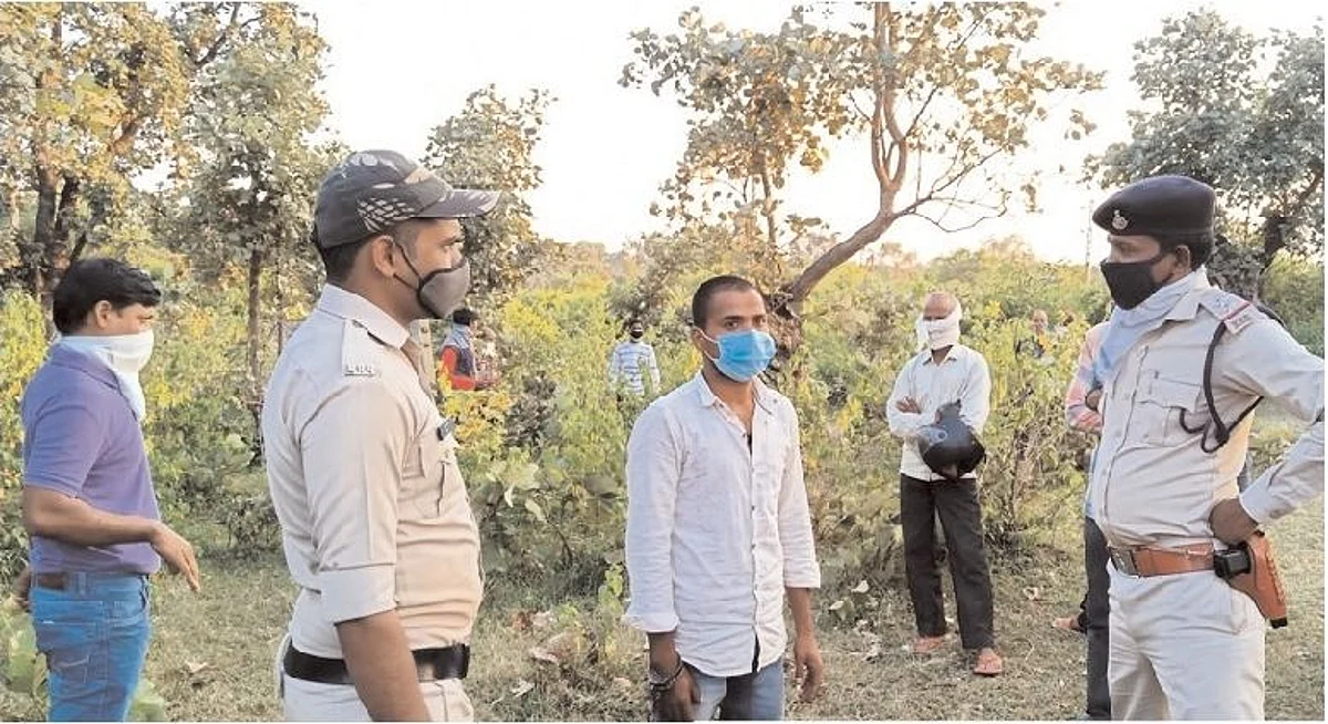 अनूपपुर : पिता की हत्या कर झाड़ियों में फेंकी लाश