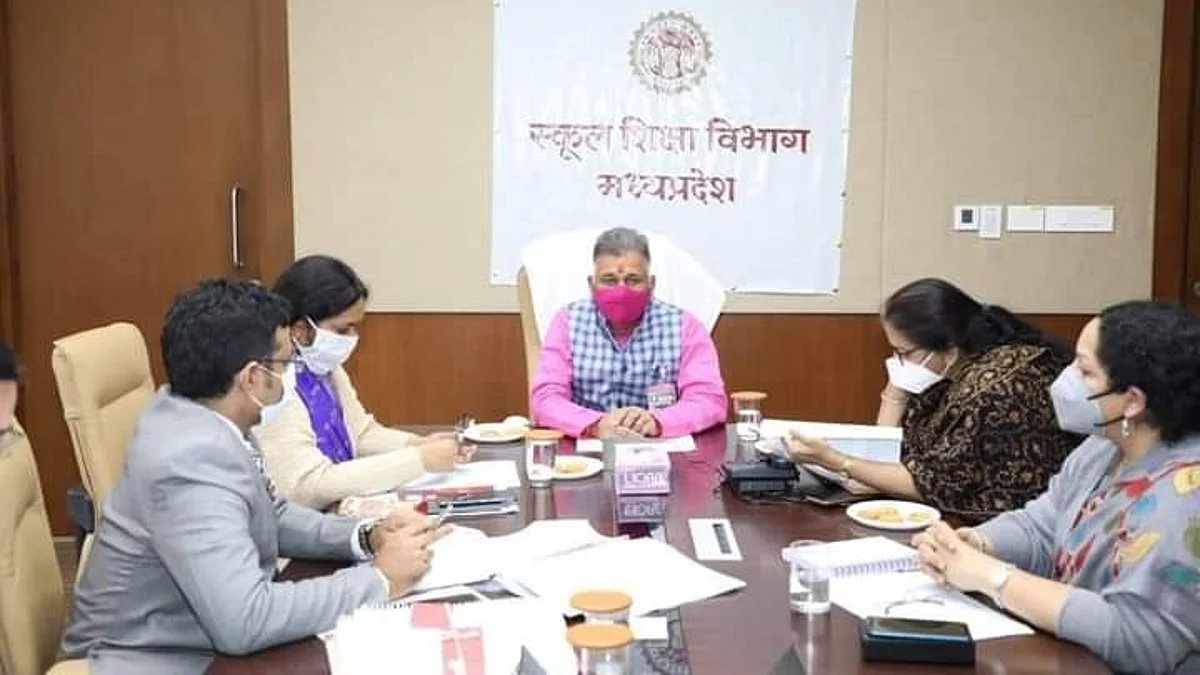 शिक्षकों के तबादलों पर मंथन:स्कूल शिक्षा मंत्री बोले-नवीन नीति तैयार करेंगे