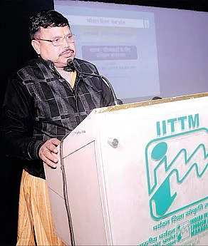 कार्यशाला को संबोधित करते मंत्री तोमर