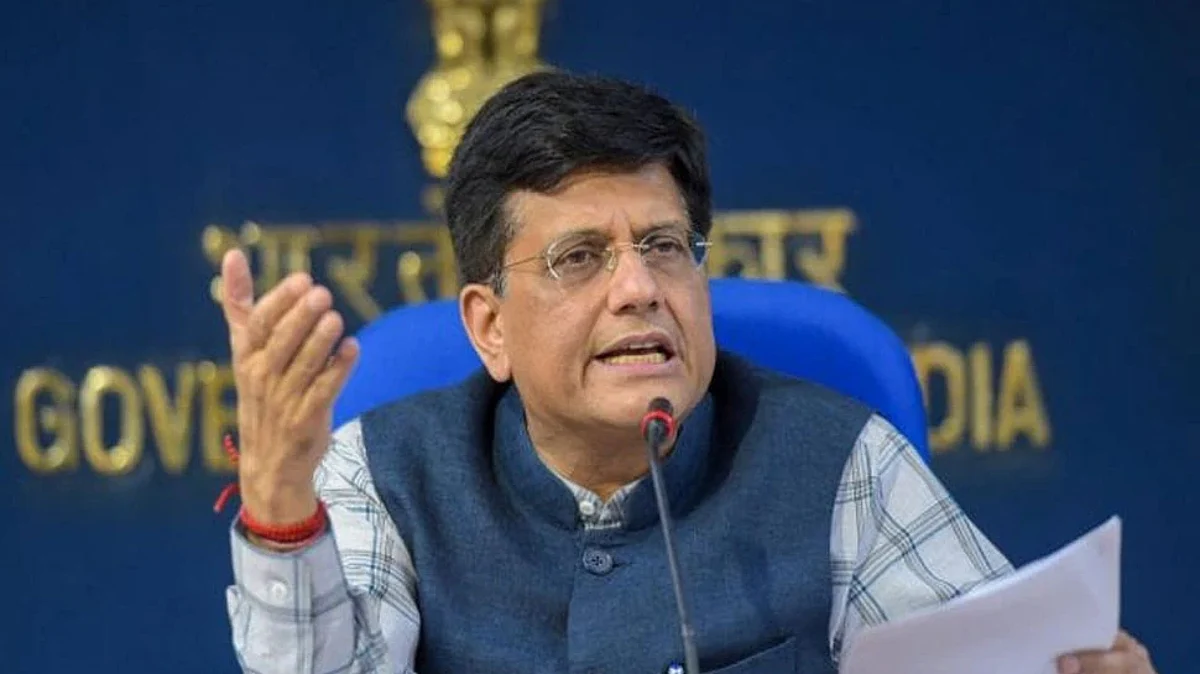 रेल की बुनियादी परियोजनाओं के लिए धन की कमी नहीं : पीयूष गोयल