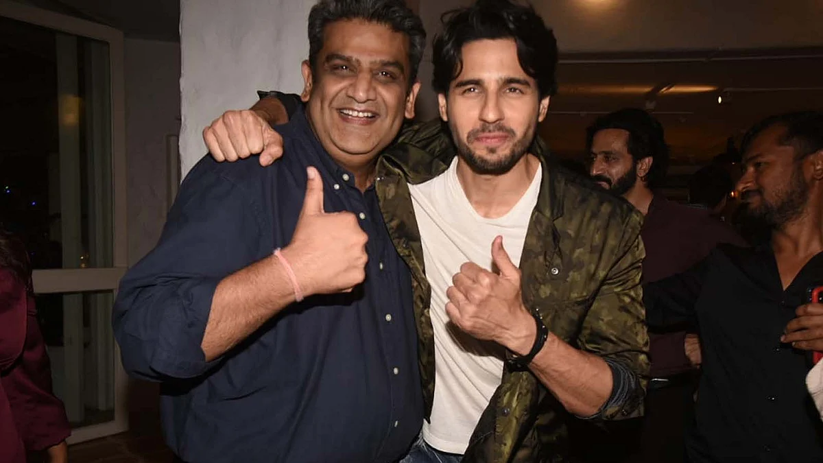 Sidharth and Rashmika Mission Majnu Shoot Wraps Up