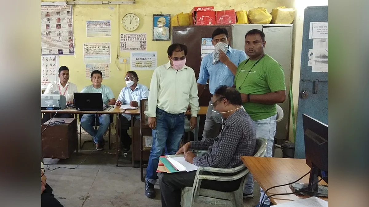 Jabalpur: लोकायुक्त ने बीआरसी को 6 हजार की रिश्वत लेते किया गिरफ्तार