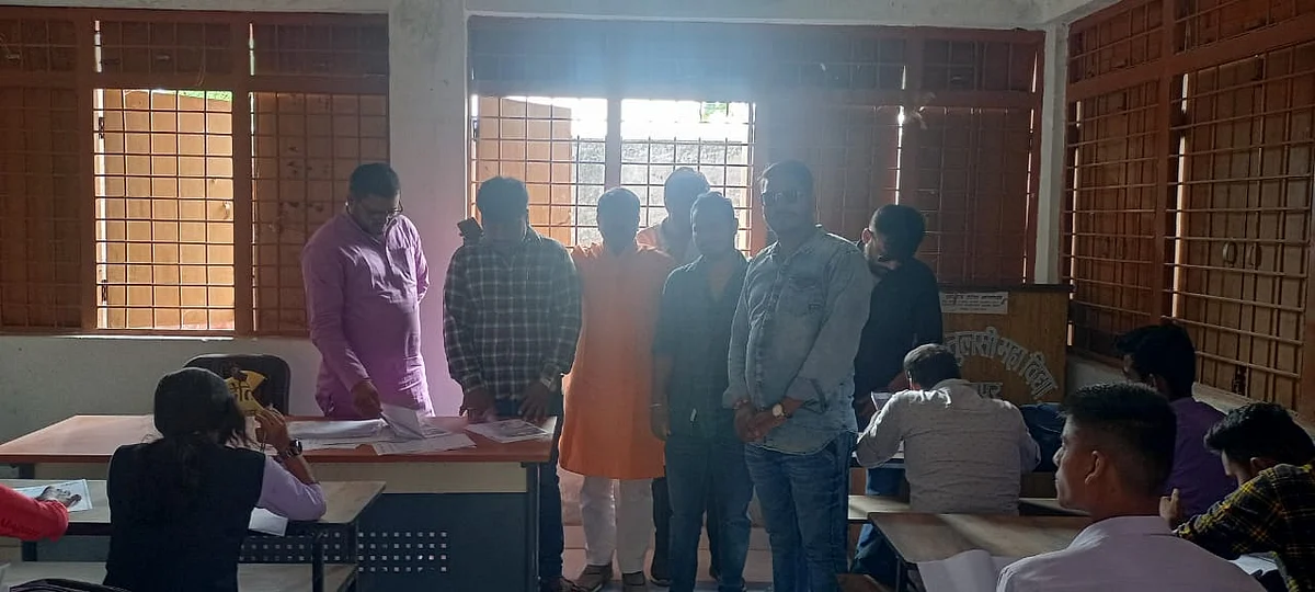 Anuppur : महाविद्यालय में नमो क्विज प्रतियोगिता का आयोजन हुआ