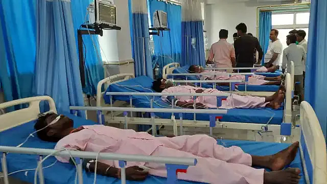 अस्पताल में भर्ती मरीज