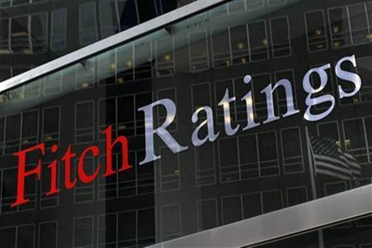 Fitch ने Adani Group को लेकर दिए अपने ही बयान में किया परिवर्तन