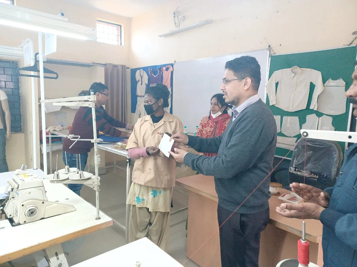 Anuppur : कौशल विकास के नए अवसरों को भी जोड़ने जिला पंचायत सीईओ ने दिया बल