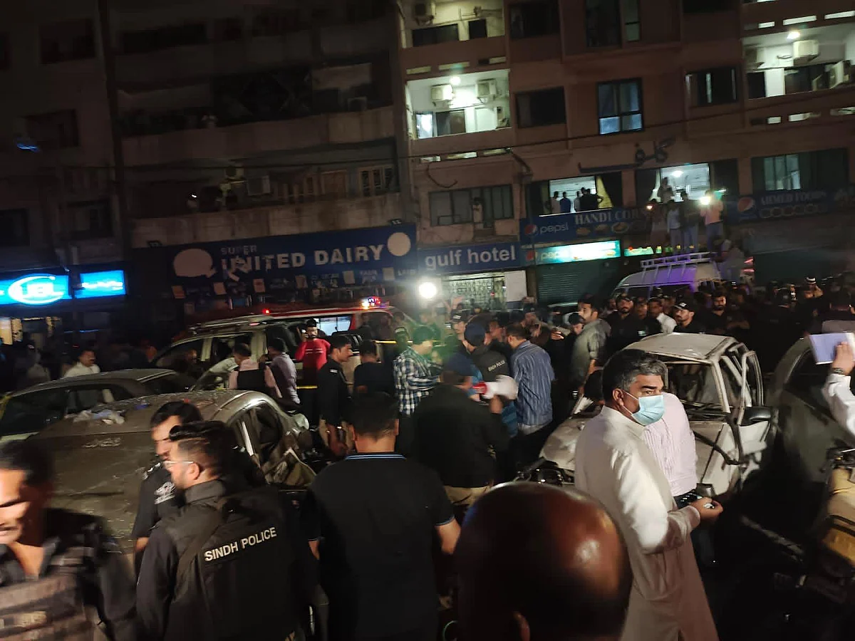 पाकिस्तान के कराची में विस्फोट, 13 घायल