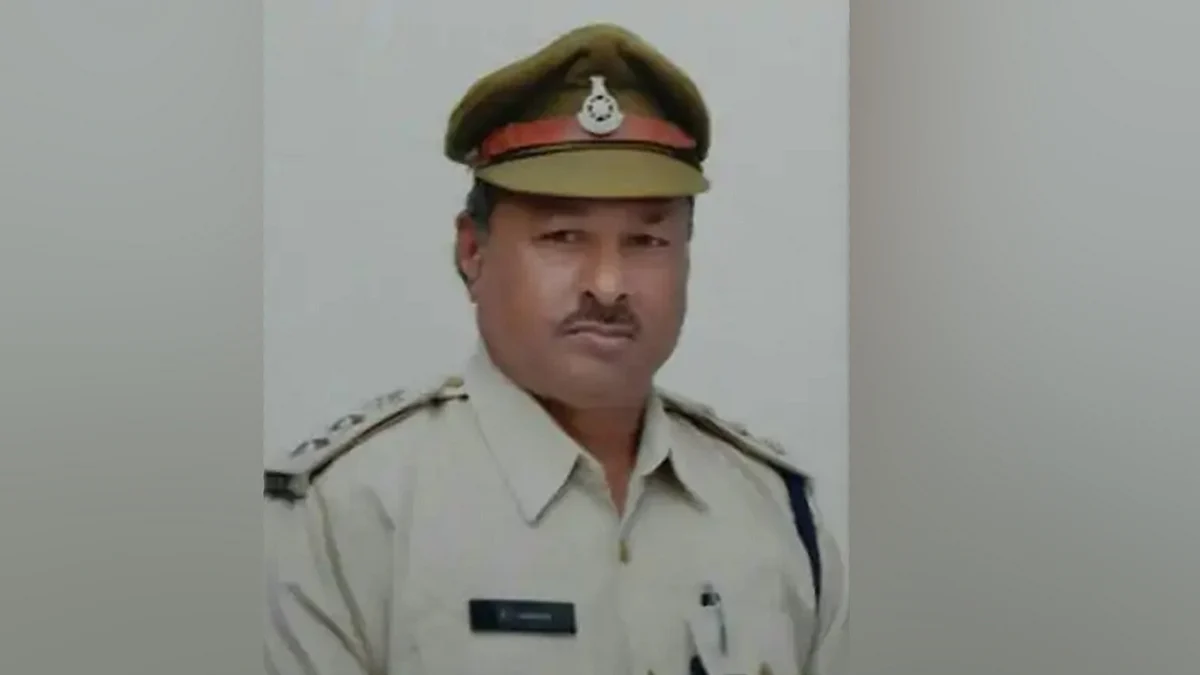 खंडवा के सहायक आबकारी अधिकारी निलंबित
