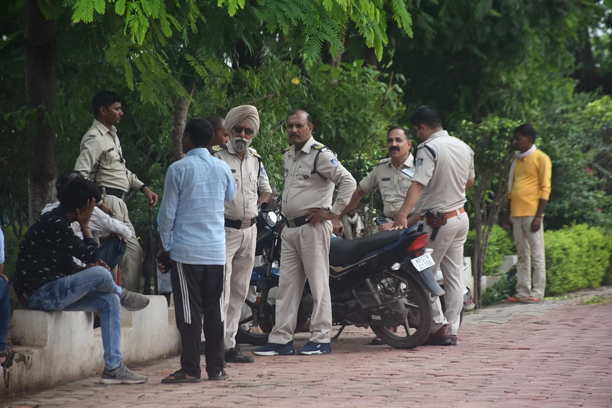 सीआरपीएफ जवान की मौत के बाद परिजनों ने किया हंगामा