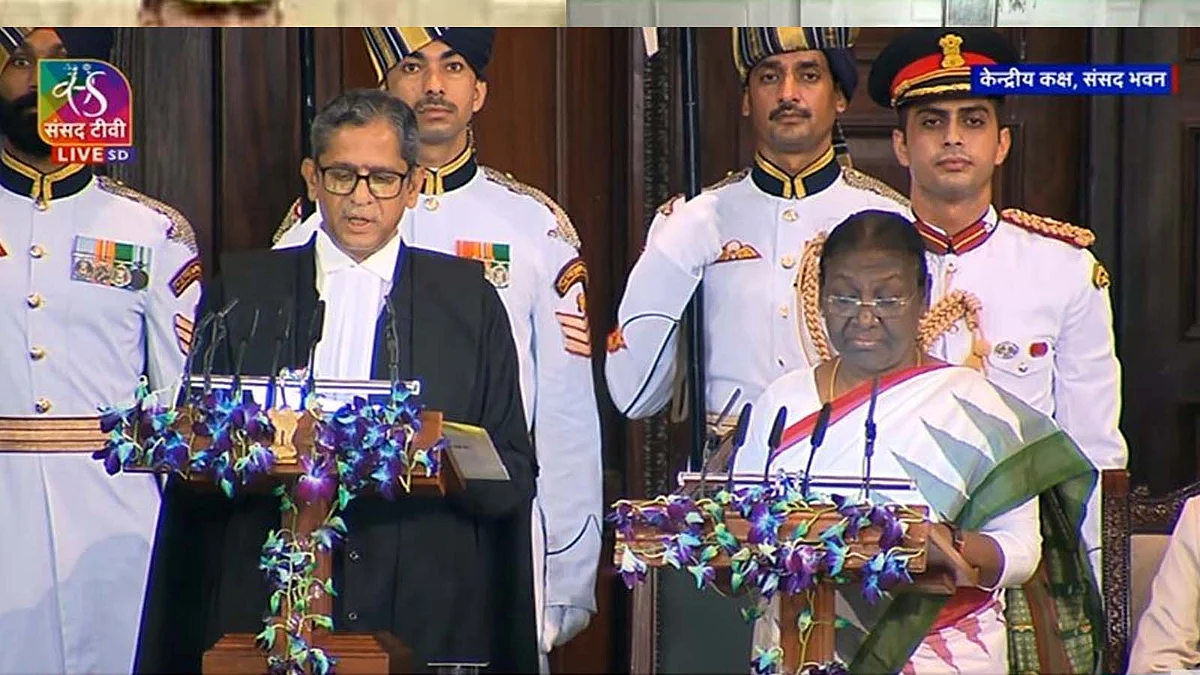 महामहिम द्रौपदी मुर्मू ने 15वें राष्ट्रपति पद की शपथ की ग्रहण