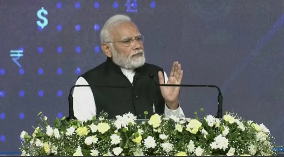 गुजरात में PM मोदी ने IIBX और NSE IFSC-SGX कनेक्ट किया लॉन्च