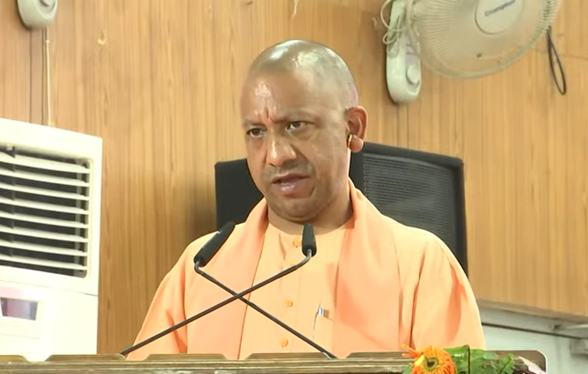 CM योगी ने विकास परियोजनाओं की दी सौगात