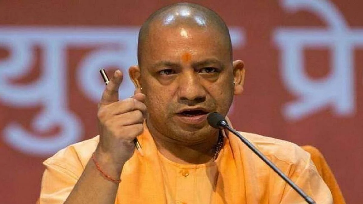 चिकित्सक समाज हित में बहुत कुछ नया कर सकते हैं : योगी