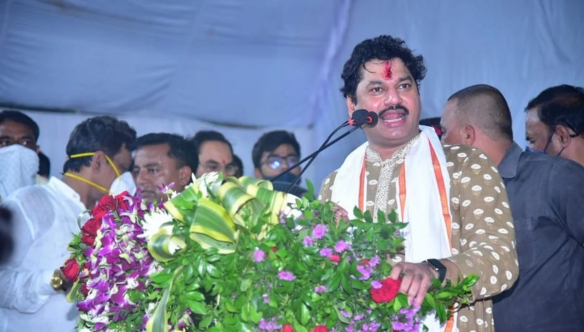 ''मी आतापर्यंत कधीच राजकारण केले नाही ! केले ते फक्त समाजकारण''