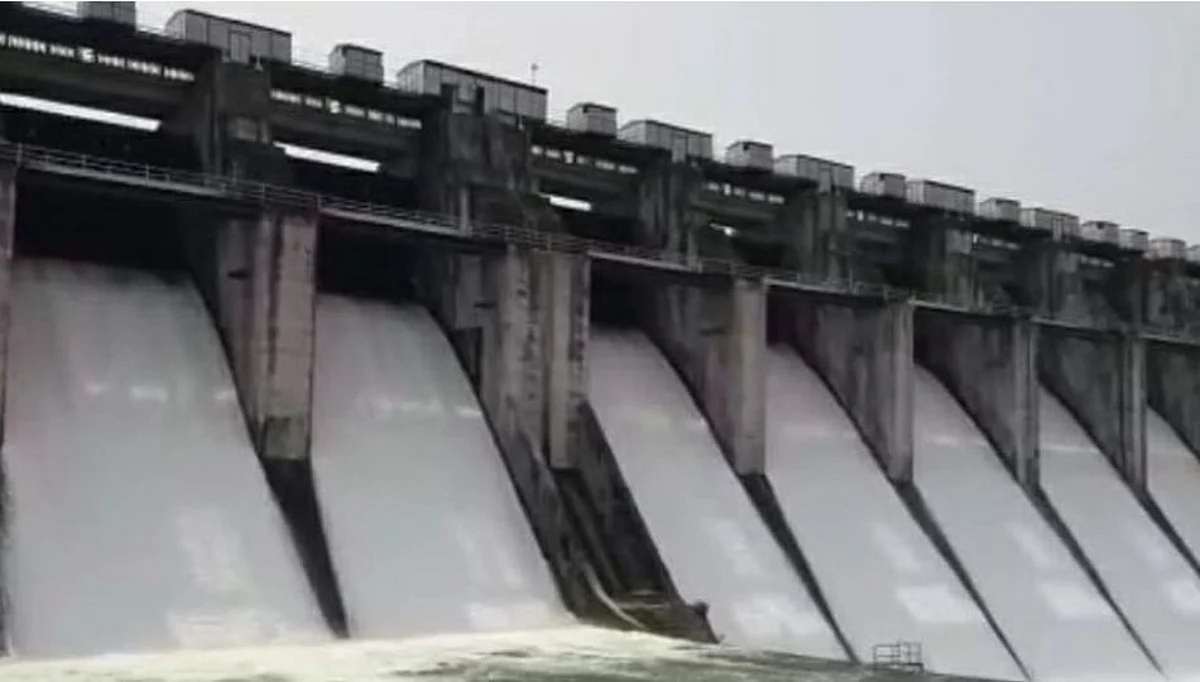जिलेटिन स्फोट करून मासेमारी होत असल्याने मुळा धरणाची सुरक्षा धोक्यात