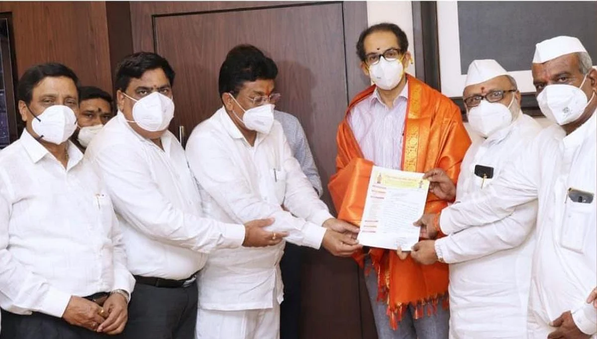आषाढी एकादशीला मी पंढरपूरला येईन; मुख्यमंत्र्यांचे अभिवचन
