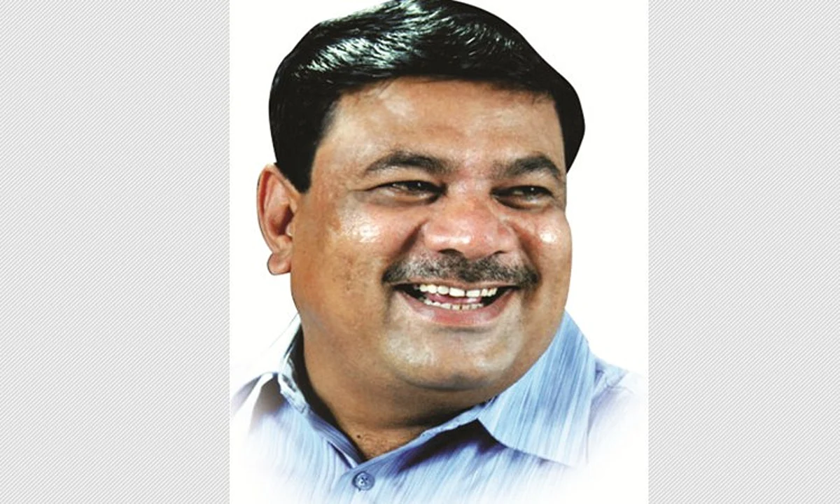 पाथर्डीत प्रताप ढाकणे झाले सक्रिय, पवारांचे पाठबळ